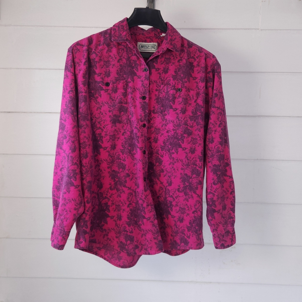 Vintage American Eagle Pink Floral Y2K  Button Up Shirt Size 12 Cotton Made USA